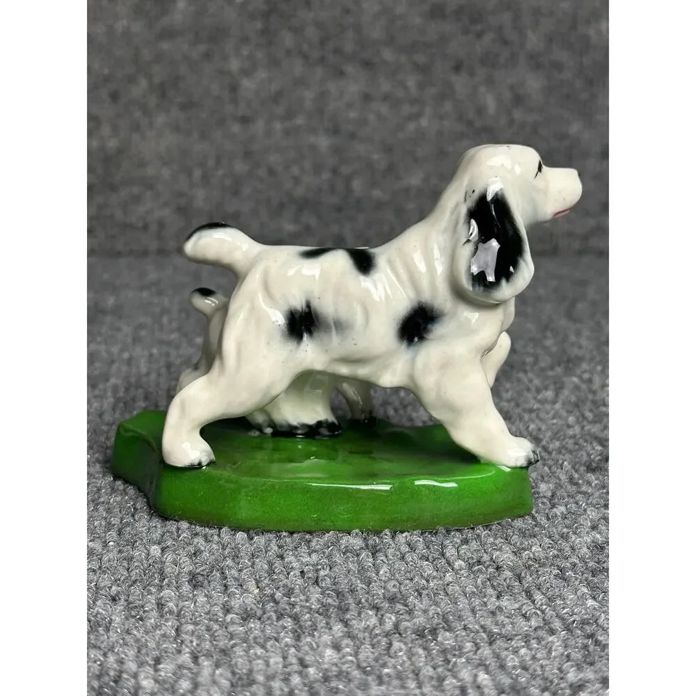Vintage running Springer Spaniel figurine Japan 3.5x4.5 mom baby ceramic